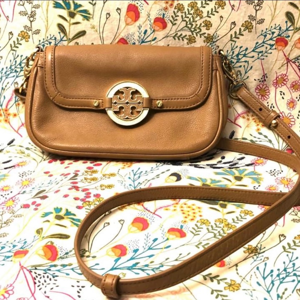 Tory Burch Amanda Crossbody Bag